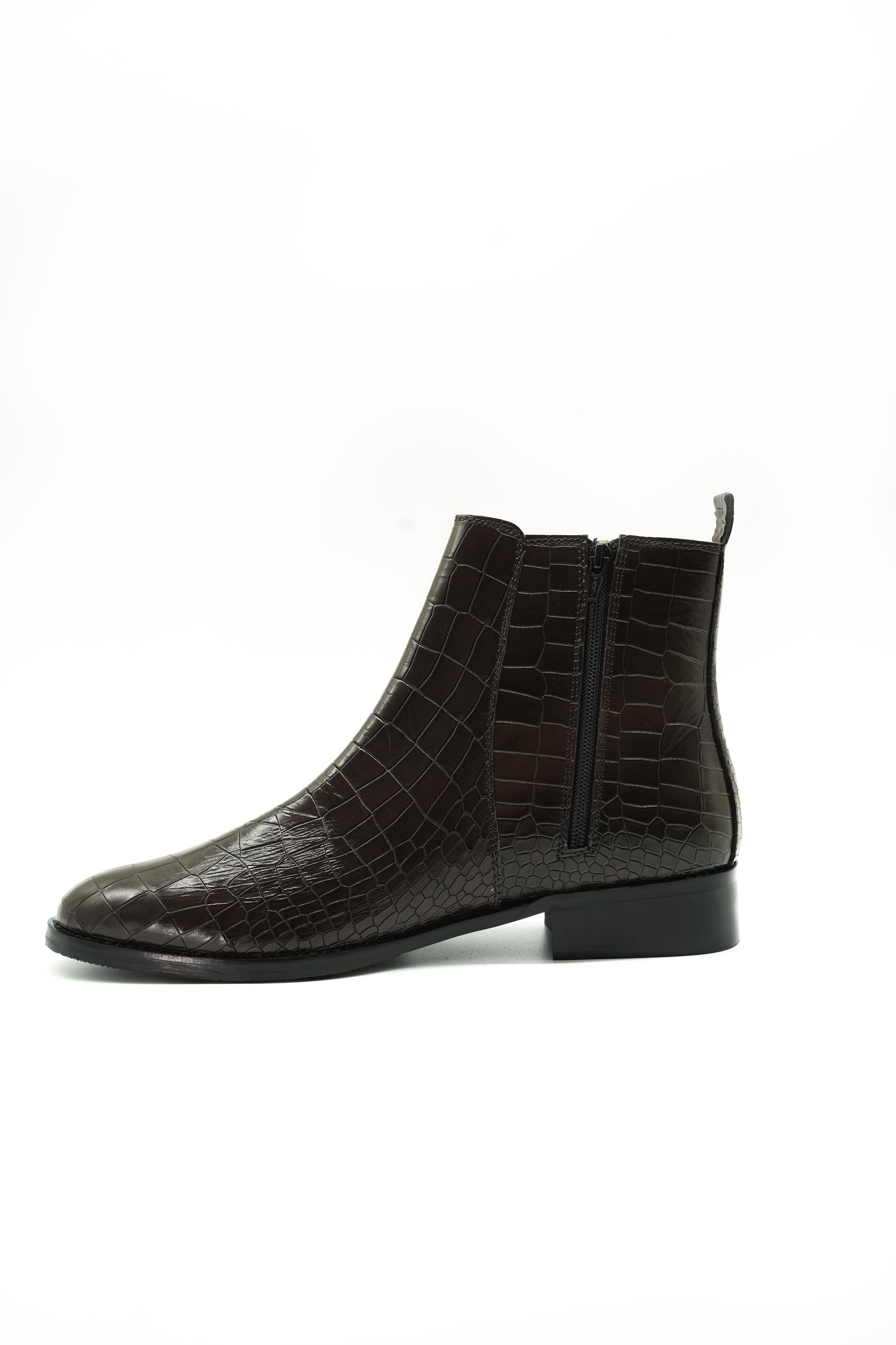 Vittorio Tan Premium Croc Chelsea Boots