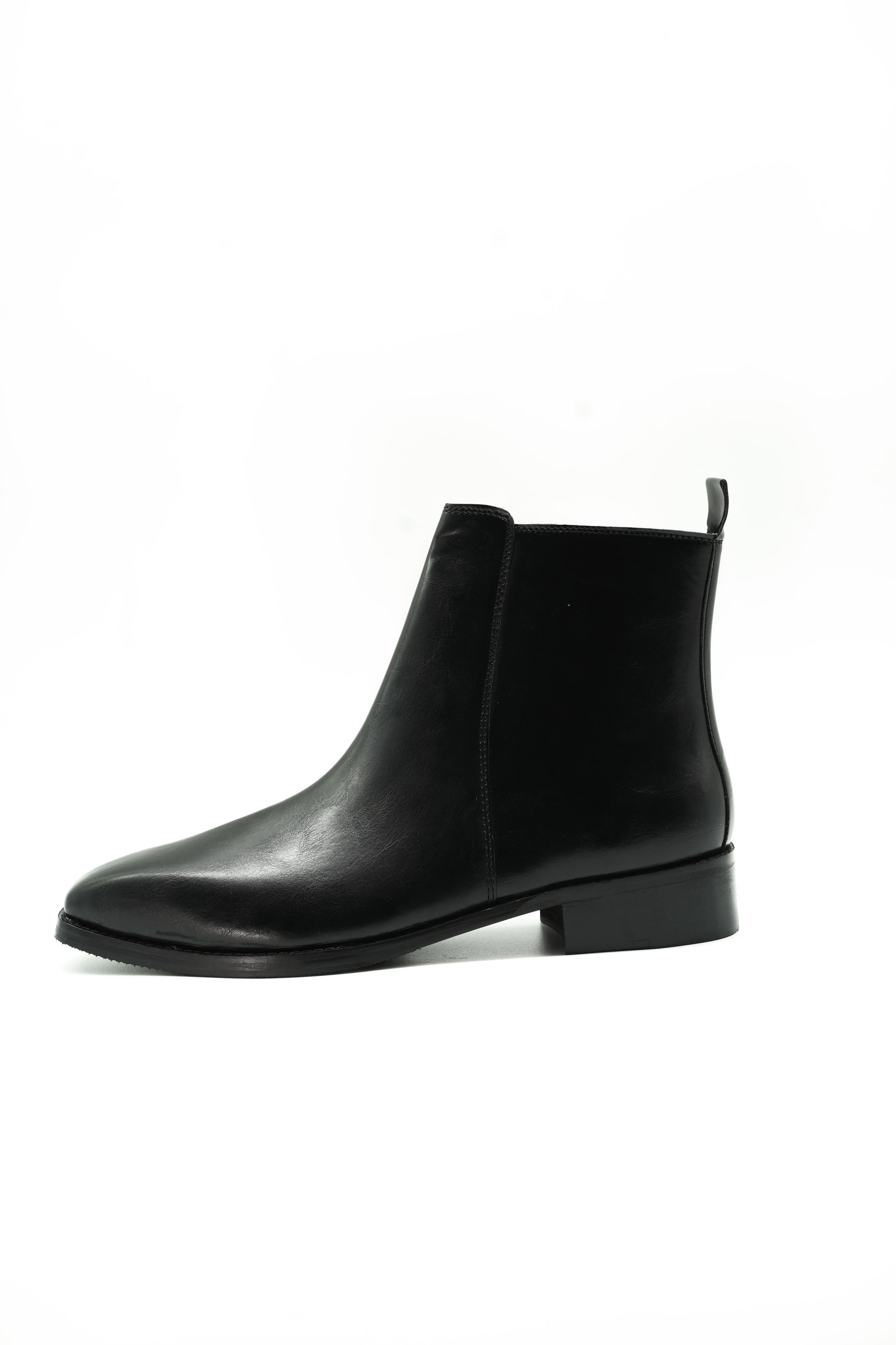 Vittorio Classic Chelsea Boots Square Toe
