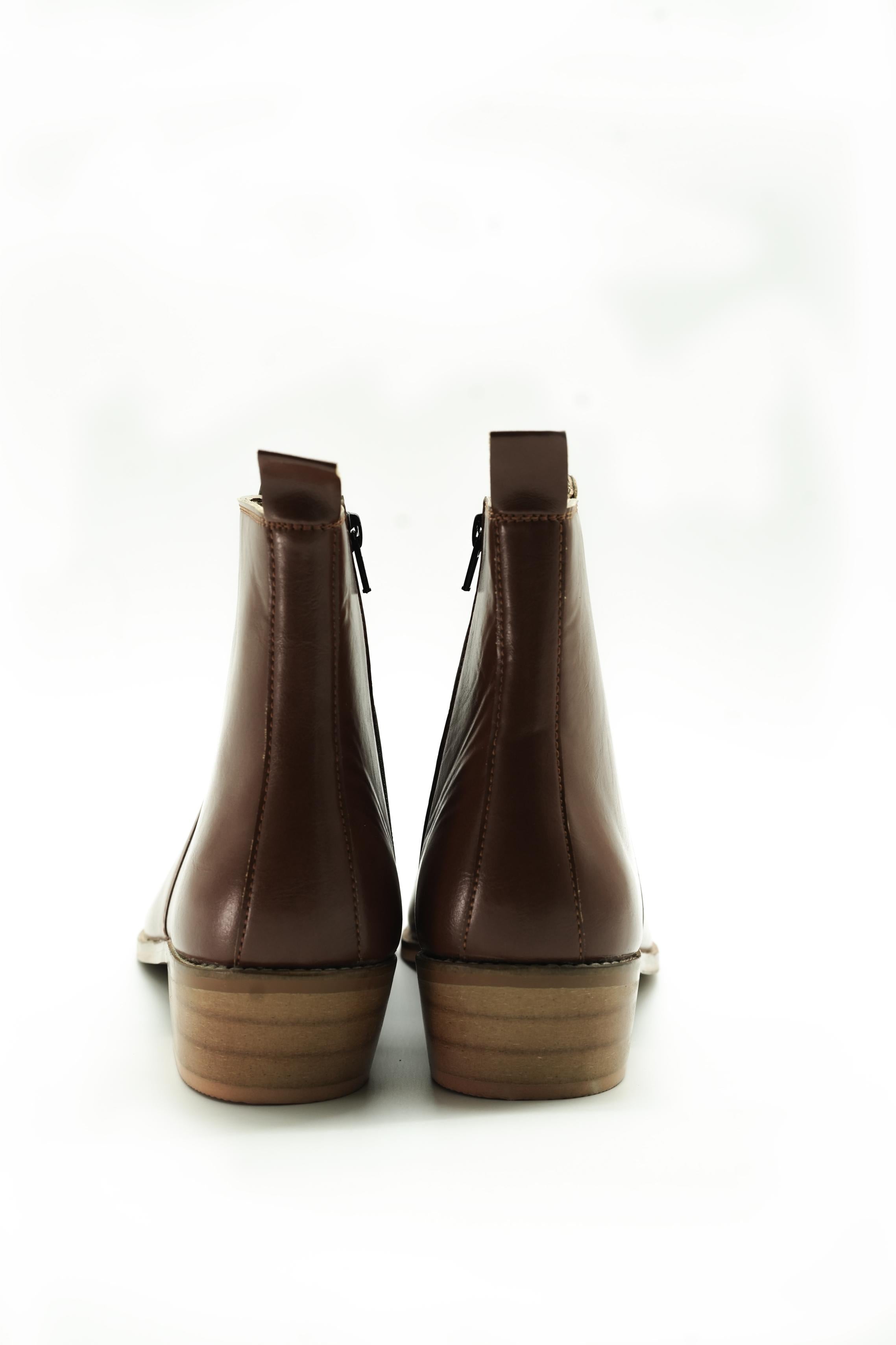 Vittorio Tan Square-Toe Chelsea Boots