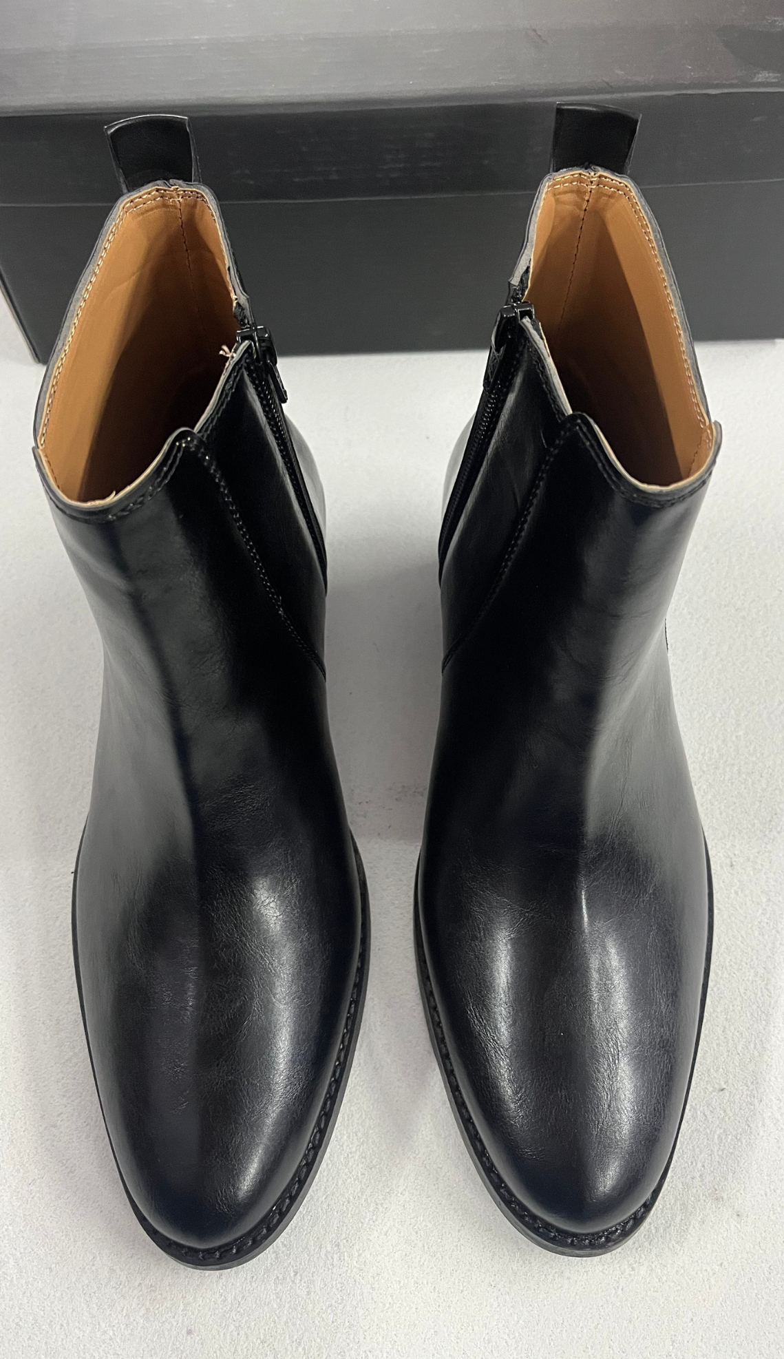 Classic Leather Chelsea Boots ( CUBAN HEEL )